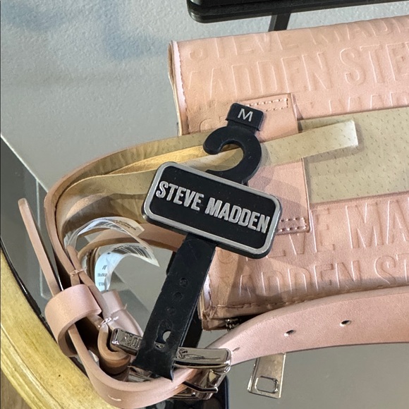 Steve Madden Pink belt pack-Medium NWT - Picture 2 of 7